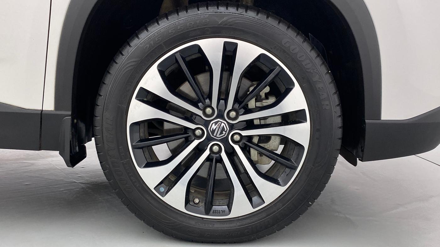 2021 MG HECTOR SHARP DCT PETROL, Petrol, Automatic, 8,832 km, Right Front Wheel