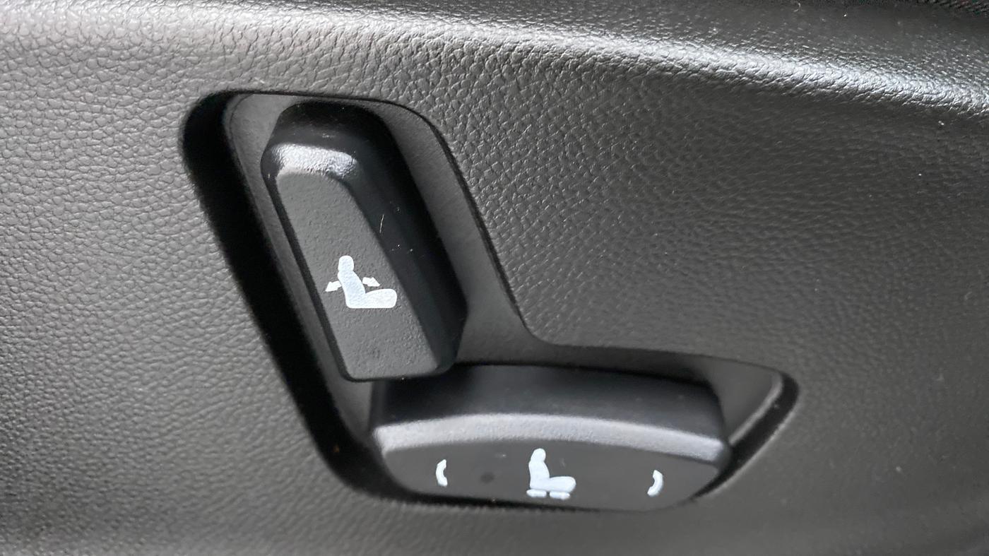 2021 MG HECTOR SHARP DCT PETROL, Petrol, Automatic, 8,832 km, Electrically Adjustable Driver's Seat