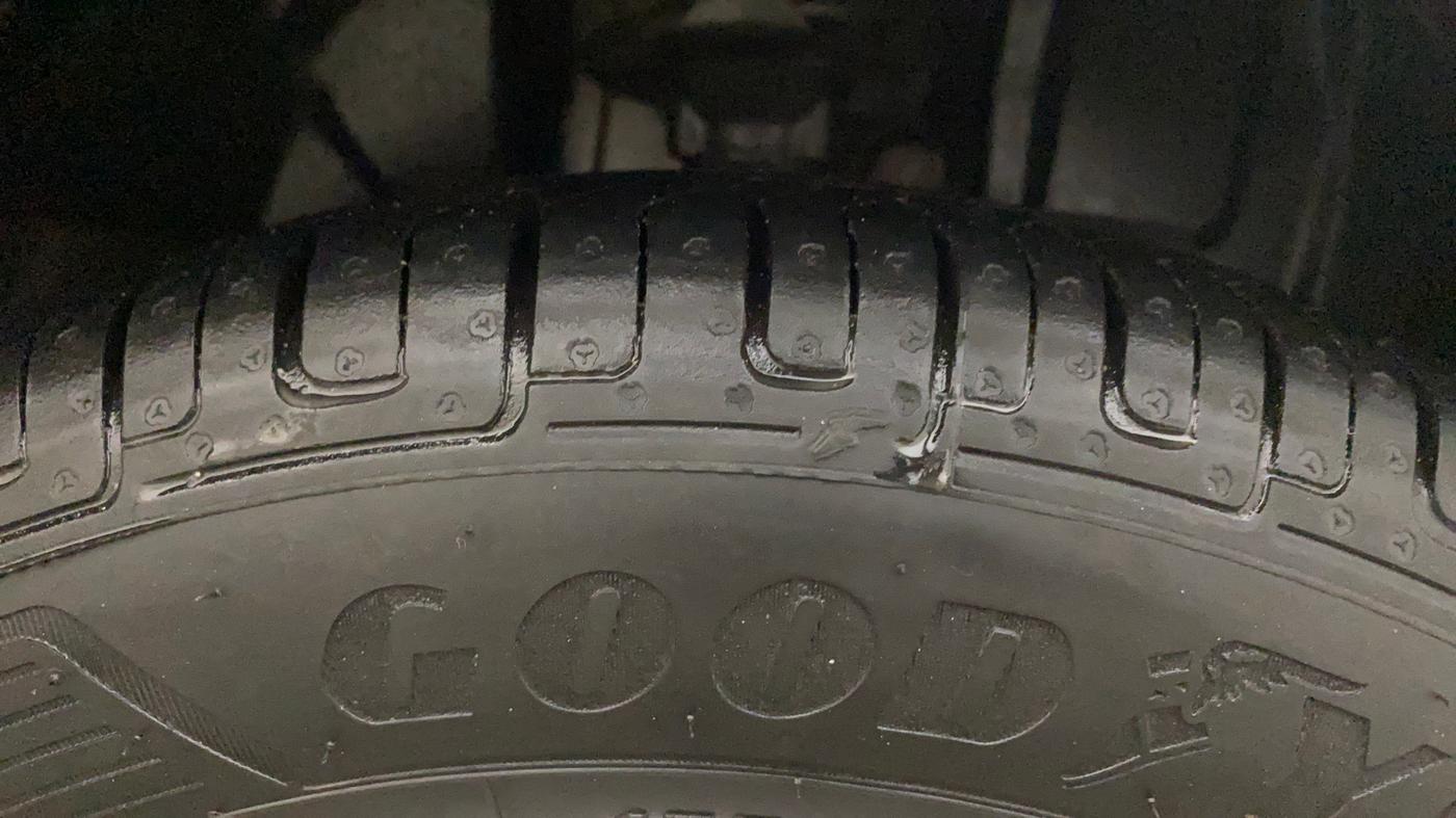 2018 Datsun Redi Go D, Petrol, Manual, 22,314 km, Right Front Tyre Tread