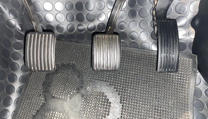 2018 Hyundai NEW SANTRO SPORTZ MT, Petrol, Manual, 94,399 km, Pedals