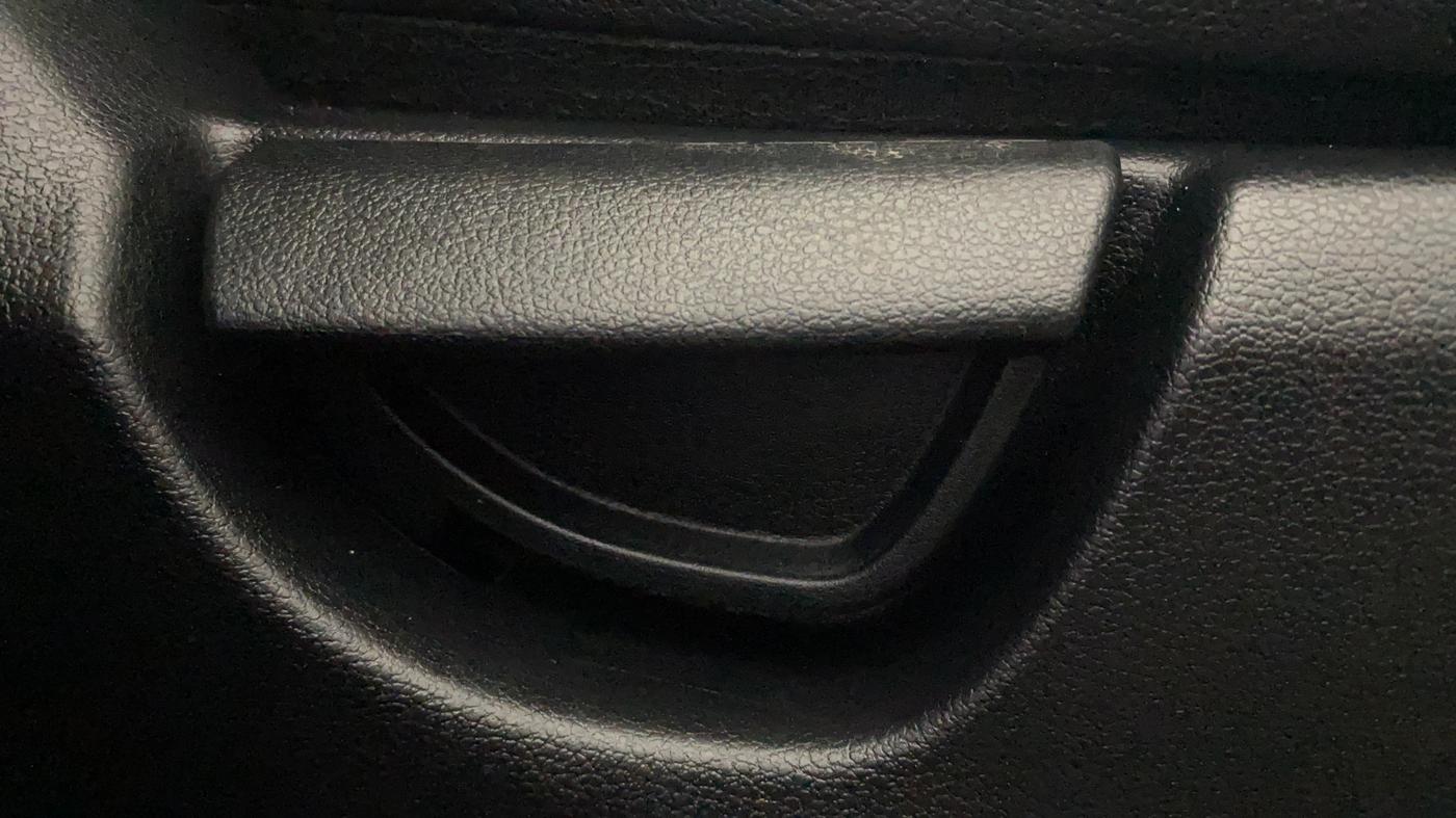 2018 Hyundai NEW SANTRO SPORTZ MT, Petrol, Manual, 94,412 km, Driver Side Adjustment Panel