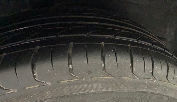 2018 Hyundai NEW SANTRO SPORTZ MT, Petrol, Manual, 94,399 km, Right Rear Tyre Tread