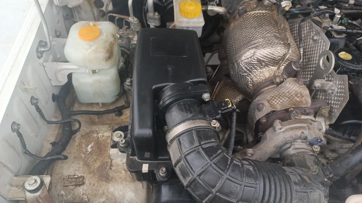 2021 Mahindra Bolero B6 (O), Diesel, Manual, 34,805 km, Engine View - Right