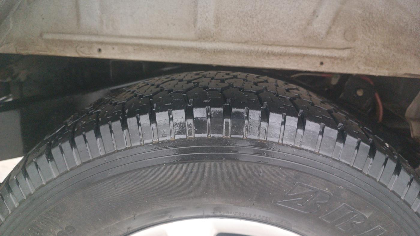 2021 Mahindra Bolero B6 (O), Diesel, Manual, 34,805 km, Right Rear Tyre Tread