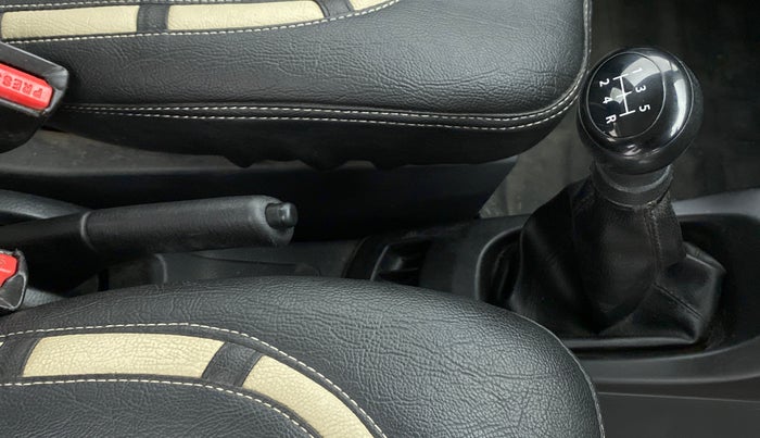 2012 Maruti Wagon R 1.0 LXI, CNG, Manual, 72,983 km, Gear Lever
