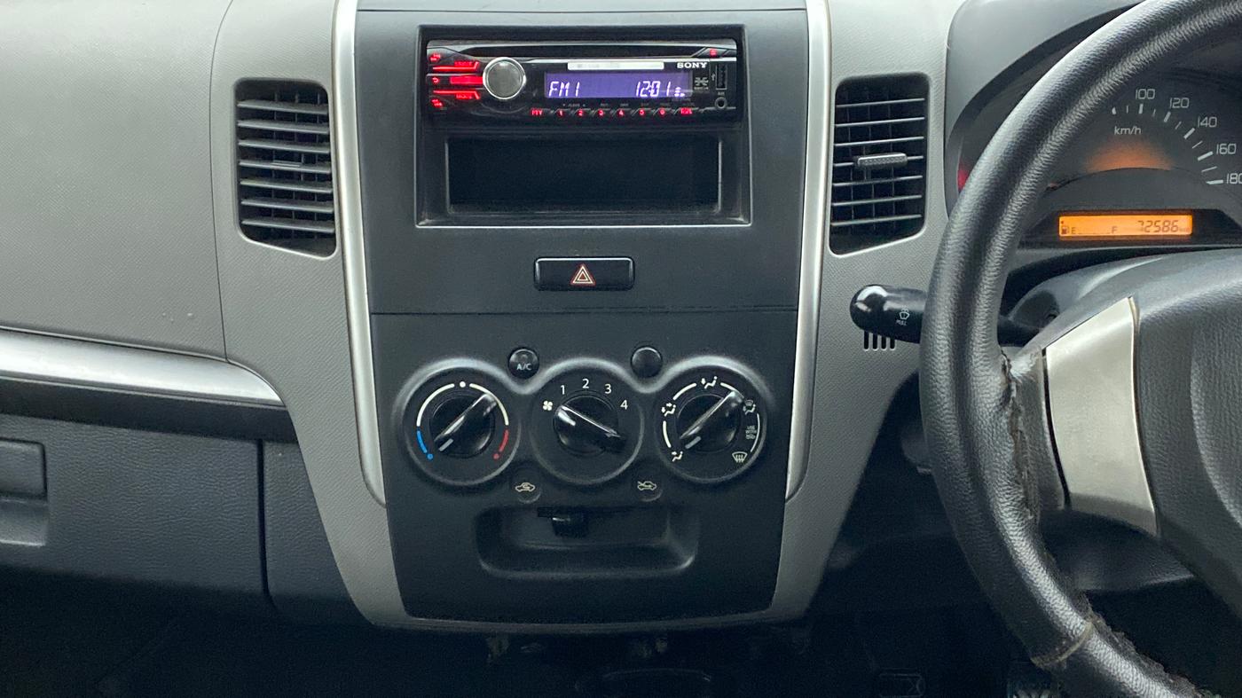 2012 Maruti Wagon R 1.0 LXI, CNG, Manual, 72,983 km, Air Conditioner