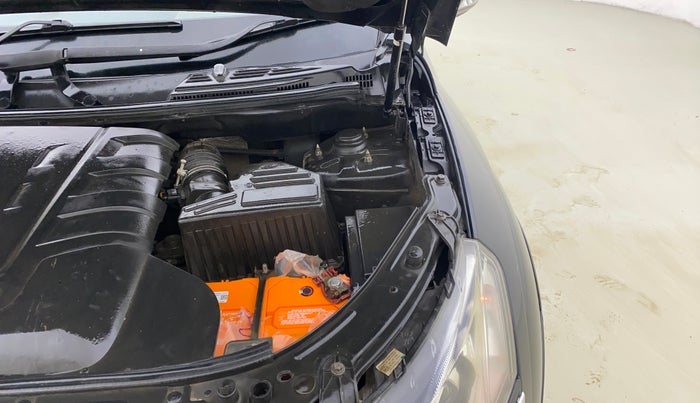 2016 Mahindra XUV500 W10 AT, Diesel, Automatic, 1,10,388 km, Engine View - Left