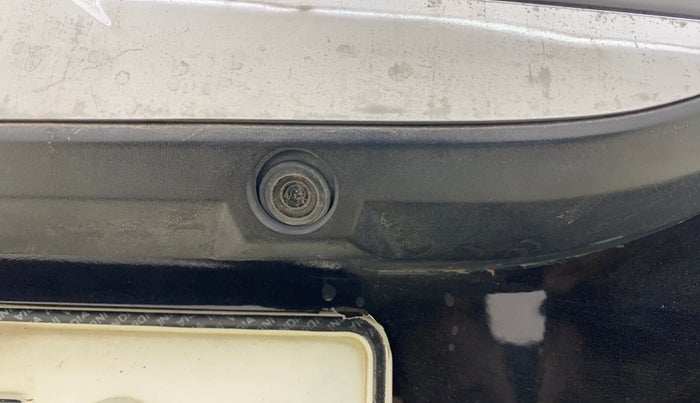 2016 Mahindra XUV500 W10 AT, Diesel, Automatic, 1,10,388 km, Parking Camera