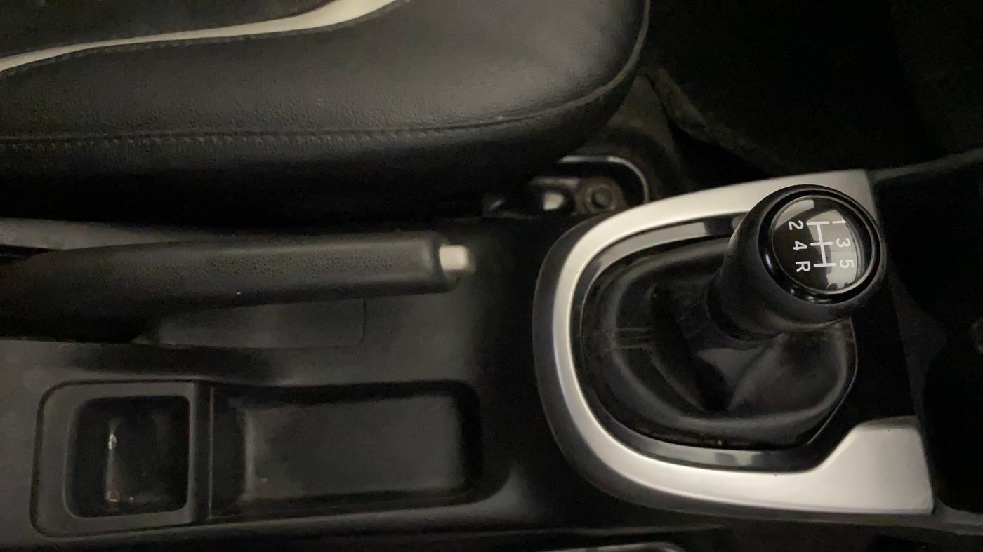2019 Honda WR-V 1.2L I-VTEC VX MT, Petrol, Manual, 70,606 km, Gear Lever