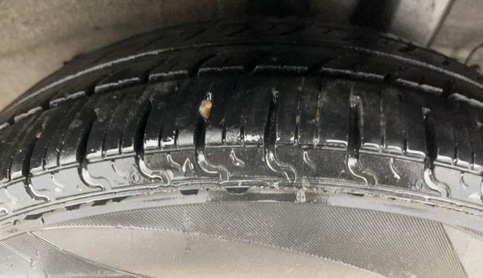 2018 Hyundai Grand i10 MAGNA 1.2 KAPPA VTVT, Petrol, Manual, 69,272 km, Left Rear Tyre Tread