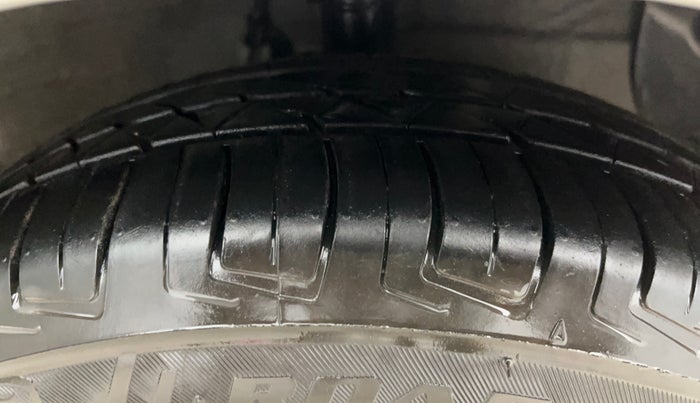 2018 Hyundai Grand i10 MAGNA 1.2 KAPPA VTVT, Petrol, Manual, 69,272 km, Right Front Tyre Tread