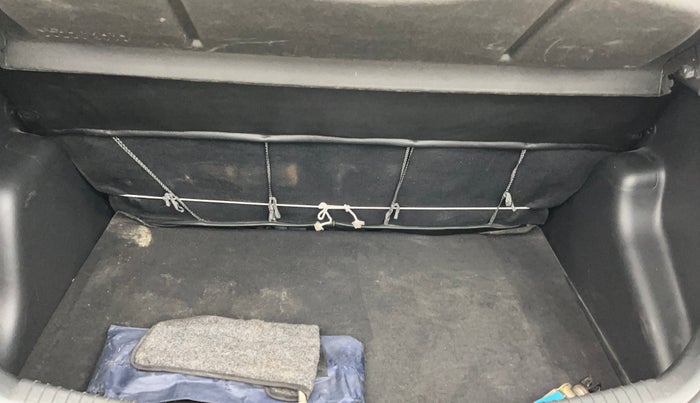 2018 Hyundai Grand i10 MAGNA 1.2 KAPPA VTVT, Petrol, Manual, 69,272 km, Boot Inside