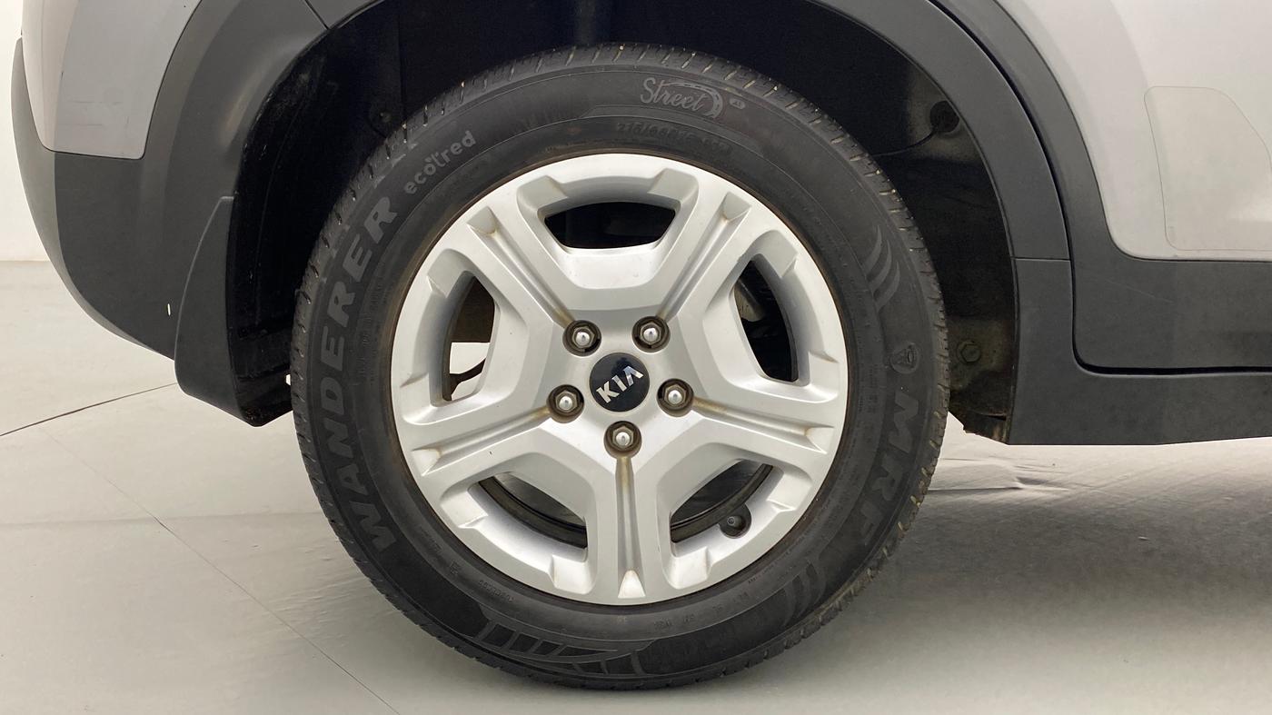 2020 KIA SONET HTK PLUS, Petrol, Manual, 38,471 km, Right Rear Wheel