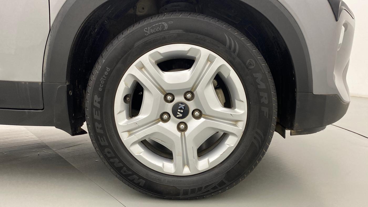 2020 KIA SONET HTK PLUS, Petrol, Manual, 38,471 km, Right Front Wheel
