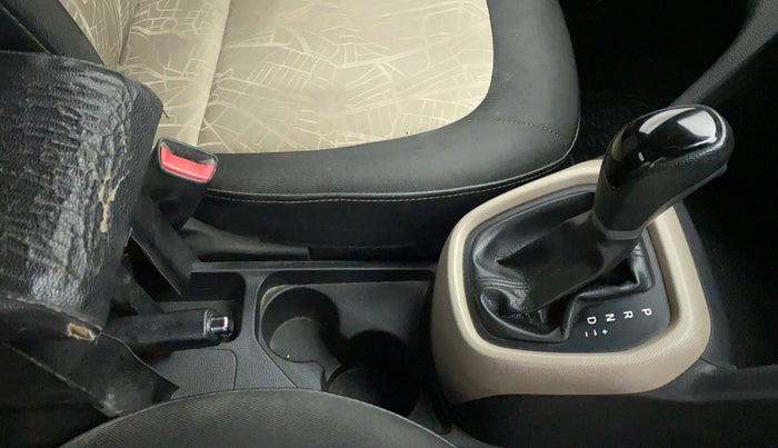 2017 Hyundai Grand i10 SPORTZ AT 1.2 KAPPA VTVT, Petrol, Automatic, 83,927 km, Gear Lever