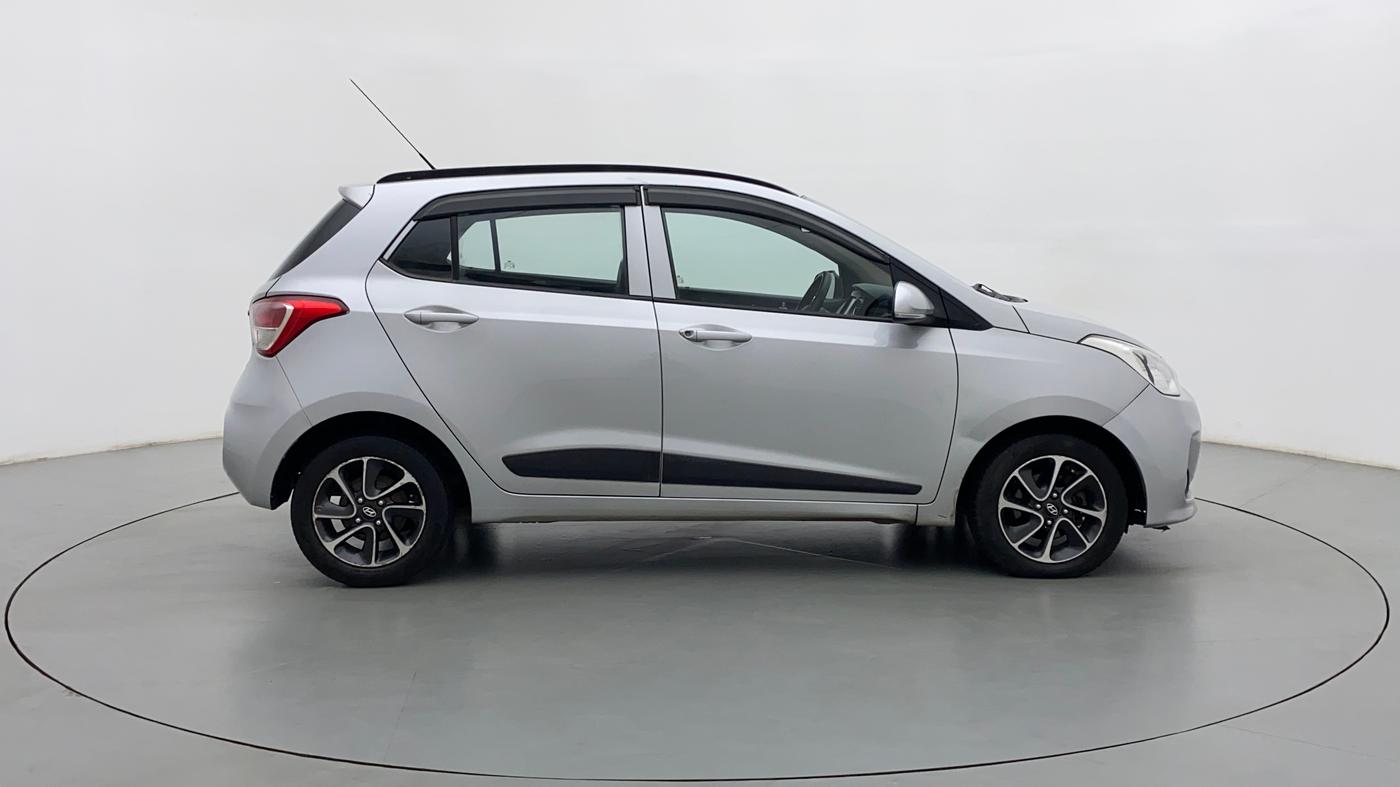 2017 Hyundai Grand i10 SPORTZ AT 1.2 KAPPA VTVT, Petrol, Automatic, 83,927 km, Right Side
