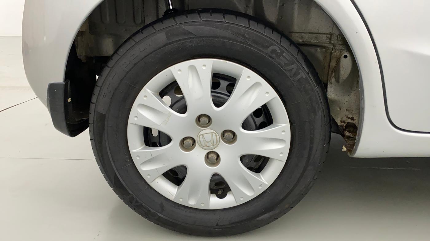 2013 Honda Brio S MT, Petrol, Manual, 35,921 km, Right Rear Wheel