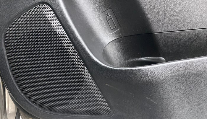 2020 Maruti XL6 ZETA AT, Petrol, Automatic, 41,156 km, Speaker