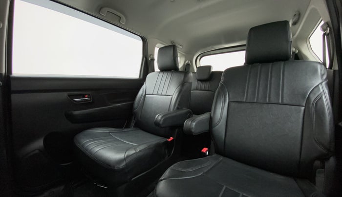 2020 Maruti XL6 ZETA AT, Petrol, Automatic, 41,156 km, Right Side Rear Door Cabin