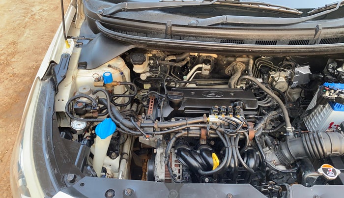 2017 Hyundai Elite i20 ASTA 1.2 (O), CNG, Manual, 1,39,563 km, Engine View - Right