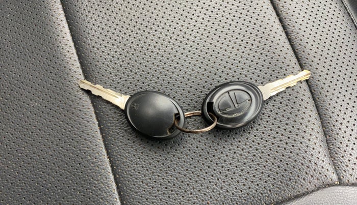 2018 Tata Tiago XM PETROL, Petrol, Manual, 45,566 km, Key Close Up