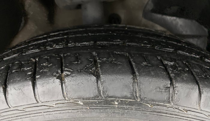 2019 MG HECTOR SHARP 1.5 DCT PETROL, Petrol, Automatic, 43,120 km, Right Front Tyre Tread
