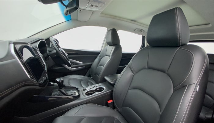 2019 MG HECTOR SHARP 1.5 DCT PETROL, Petrol, Automatic, 43,120 km, Right Side Front Door Cabin