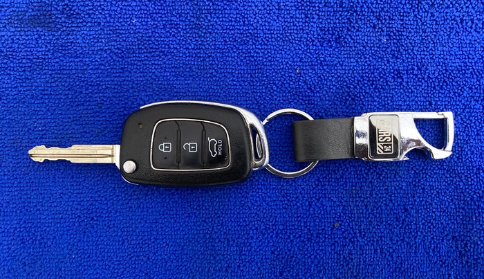 2017 Hyundai Elite i20 MAGNA 1.2, Petrol, Manual, 25,603 km, Key Close Up