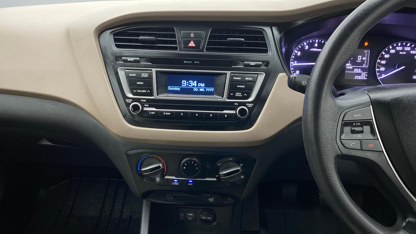 2017 Hyundai Elite i20 MAGNA 1.2, Petrol, Manual, 25,603 km, Air Conditioner