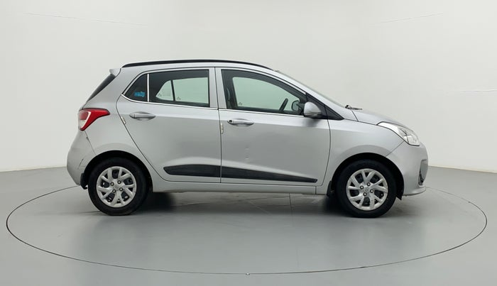 2017 Hyundai Grand i10 SPORTZ 1.2 KAPPA VTVT, Petrol, Manual, 39,999 km, Right Side