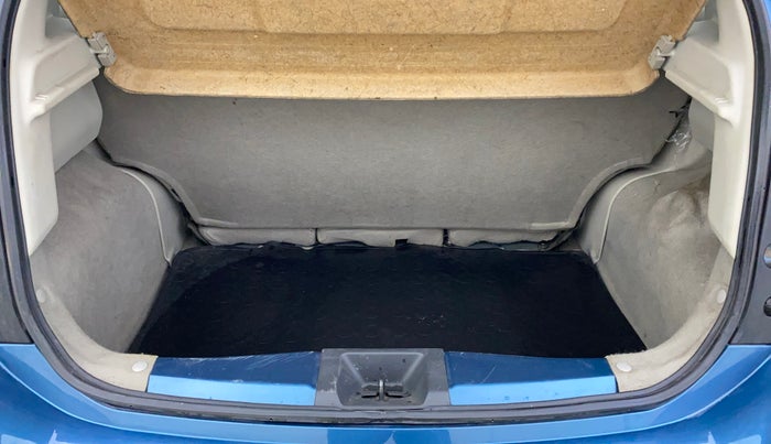 2016 Nissan Micra XL CVT, Petrol, Automatic, 47,444 km, Boot Inside