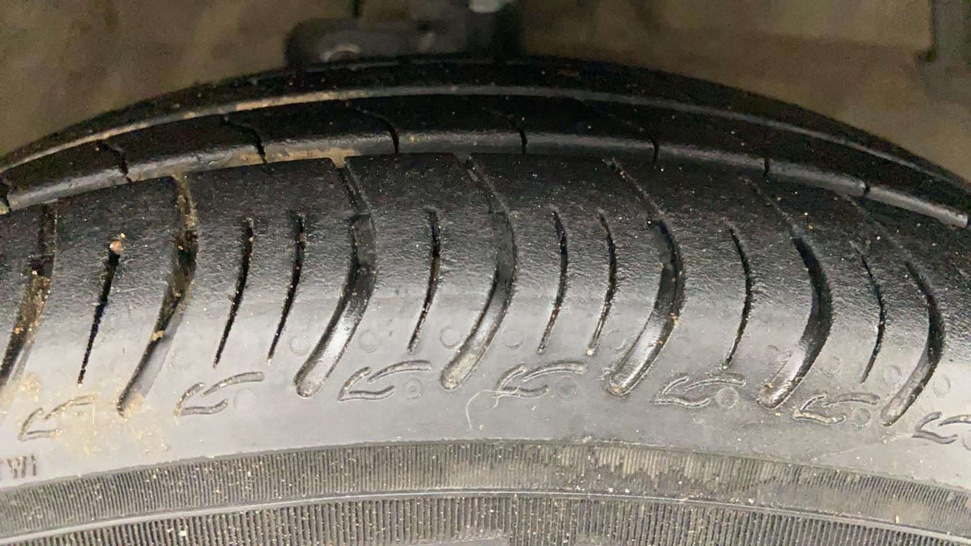 2019 Maruti Celerio ZXI, Petrol, Manual, 68,070 km, Right Front Tyre Tread