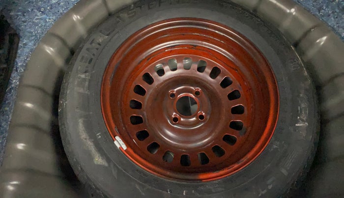 2021 Nissan MAGNITE XV MT, Petrol, Manual, 37,819 km, Spare Tyre