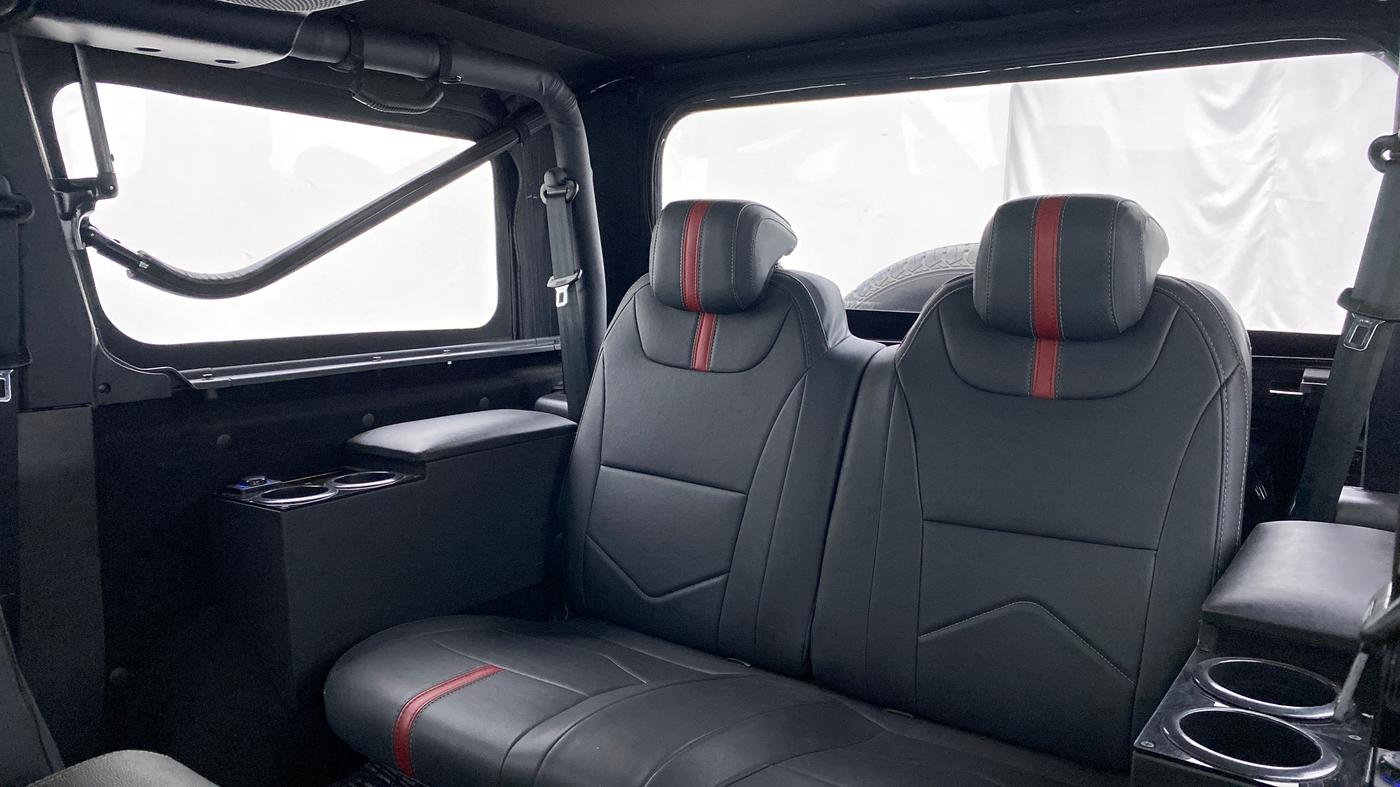 2021 Mahindra Thar LX  P 4WD AT CONVERTIBLE, Petrol, Automatic, 21,143 km, Right Side Rear Door Cabin