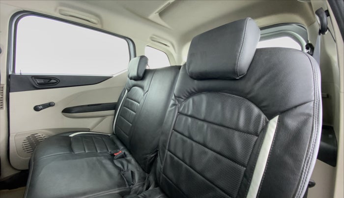 2019 Renault TRIBER 1.0 RXL PETROL, Petrol, Manual, 16,213 km, Right Side Rear Door Cabin