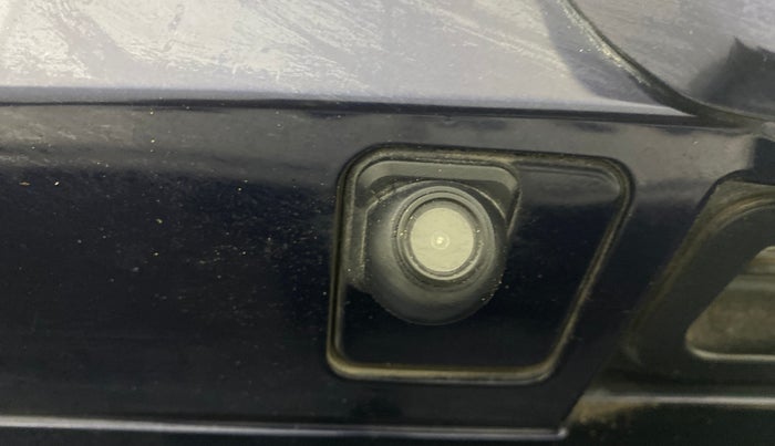 2023 Mahindra XUV700 AX 5 P AT 5 STR, Petrol, Automatic, 21,340 km, Parking Camera