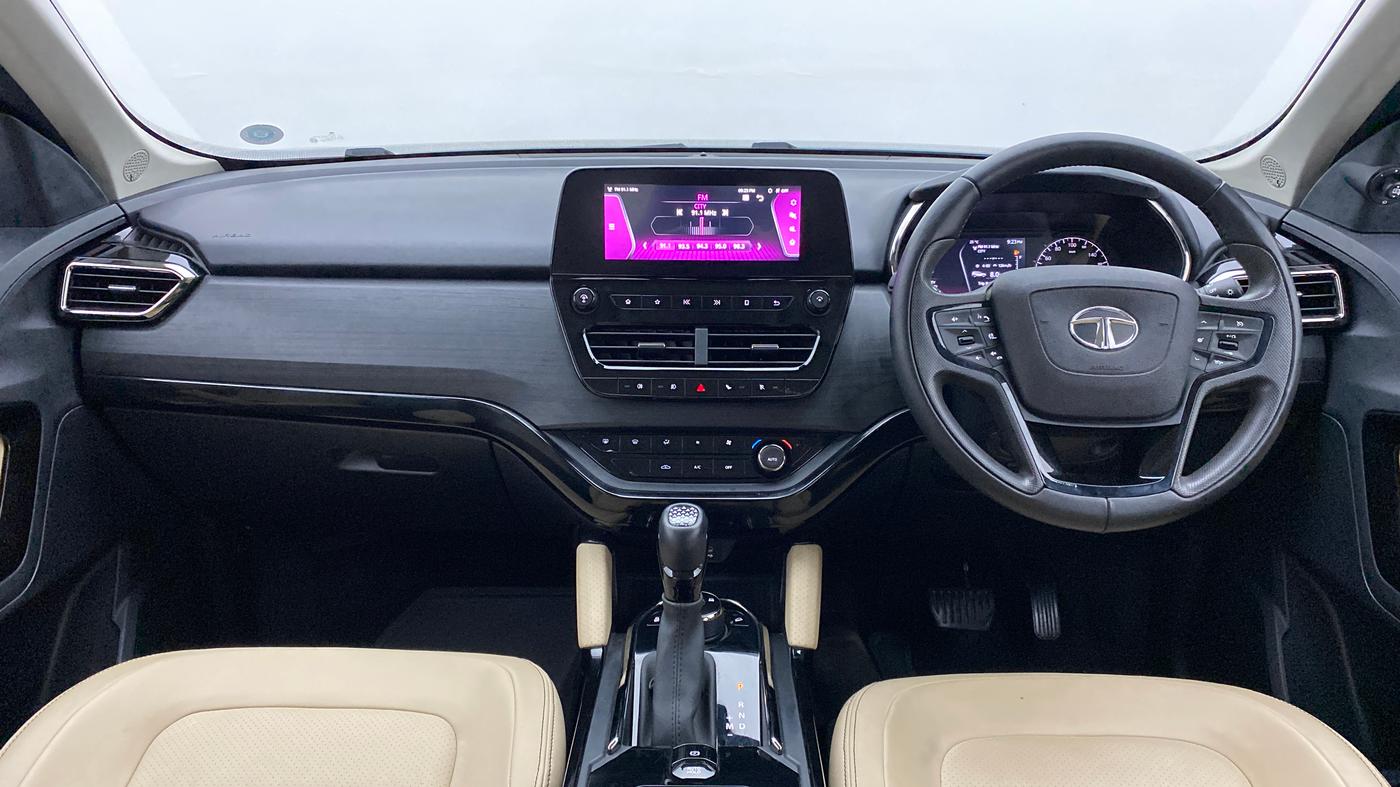2021 Tata Safari XZA+  KRYOTEC, Diesel, Automatic, 16,784 km, Dashboard