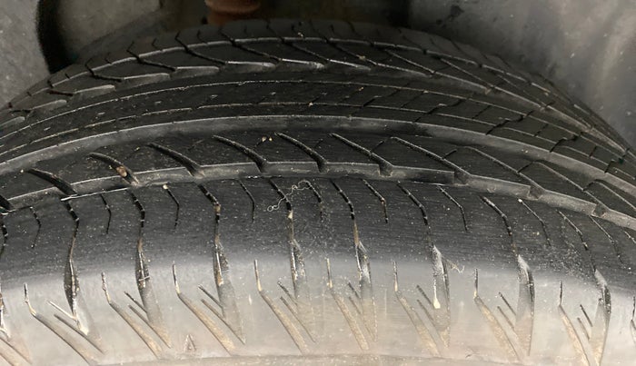 2021 Tata Safari XZA+  KRYOTEC, Diesel, Automatic, 16,784 km, Left Rear Tyre Tread