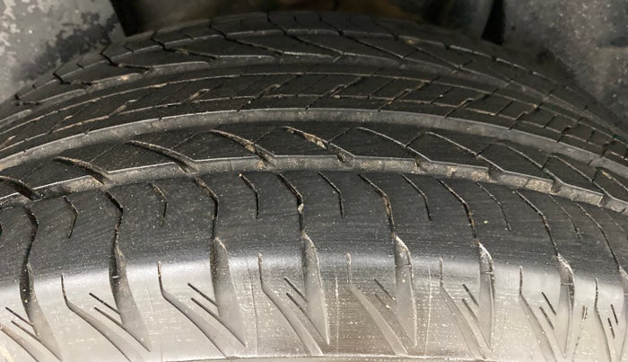 2021 Tata Safari XZA+  KRYOTEC, Diesel, Automatic, 16,784 km, Right Rear Tyre Tread