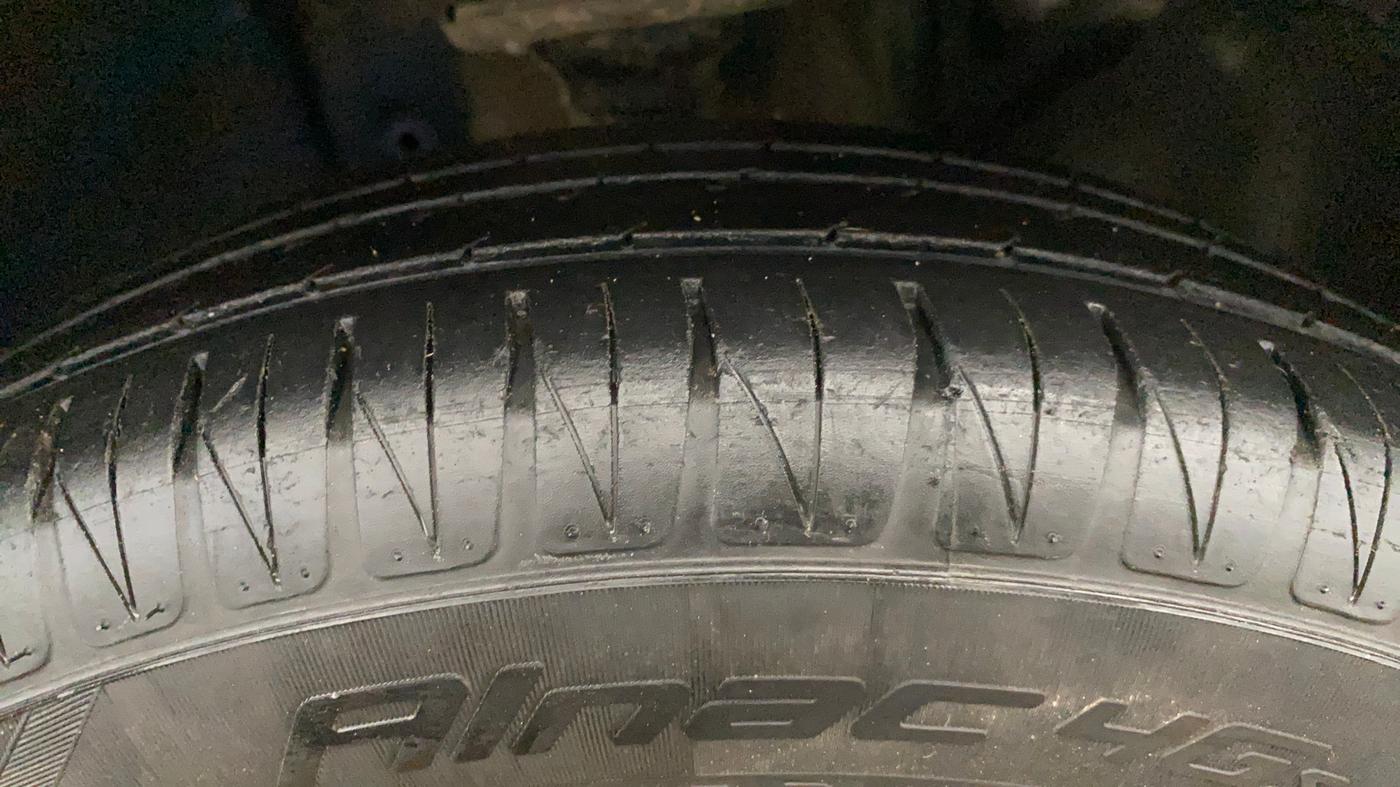 2021 Maruti IGNIS ZETA 1.2, Petrol, Manual, 96,670 km, Right Front Tyre Tread