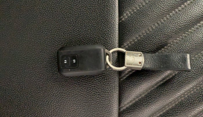 2021 Maruti IGNIS ZETA 1.2, Petrol, Manual, 96,670 km, Key Close Up