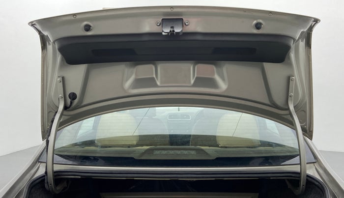 2014 Skoda Rapid 1.6 TDI MT AMBITION PLUS, Diesel, Manual, 68,027 km, Boot Door Open