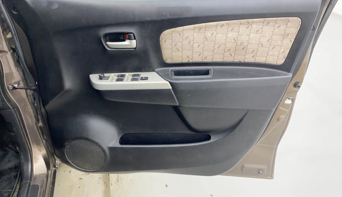 2016 Maruti Wagon R 1.0 VXI AMT, Petrol, Automatic, 57,362 km, Driver Side Door Panels Control