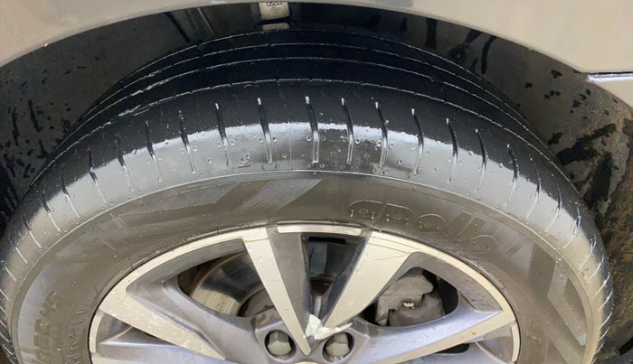 2022 Skoda SLAVIA STYLE 1.0L TSI AT, Petrol, Automatic, 74,692 km, Right Front Tyre Tread