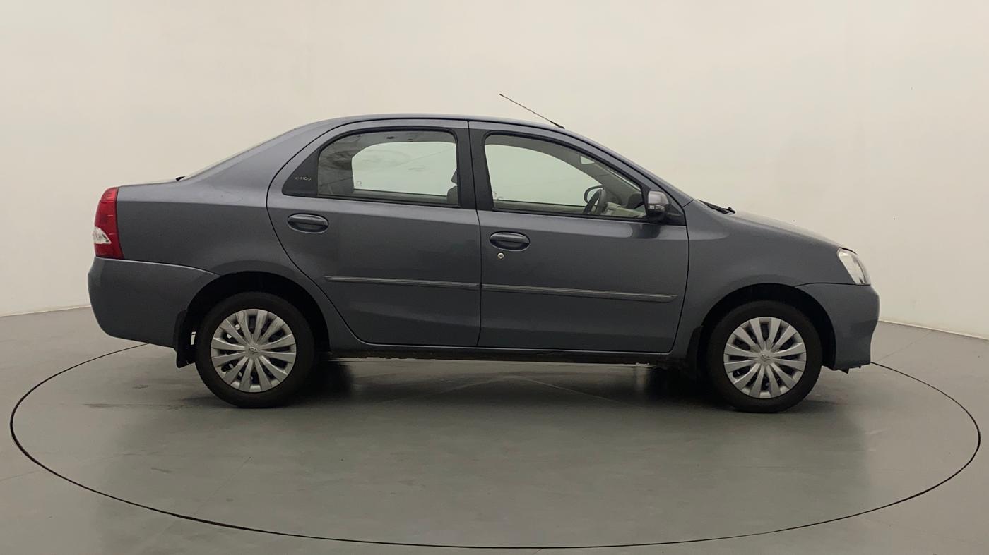 2014 Toyota Etios V, Petrol, Manual, 45,668 km, Right Side