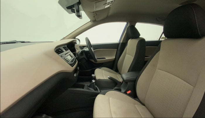 2015 Hyundai Elite i20 SPORTZ 1.2 (O), Petrol, Manual, 33,278 km, Right Side Front Door Cabin
