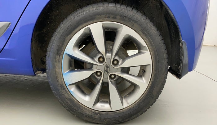 2015 Hyundai Elite i20 SPORTZ 1.2 (O), Petrol, Manual, 33,278 km, Left Rear Wheel