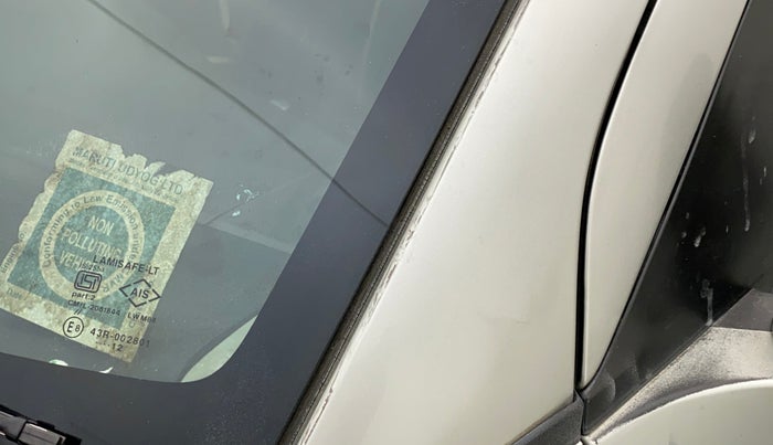 2012 Maruti Swift LXI, Petrol, Manual, 34,682 km, Left A pillar - Slight discoloration