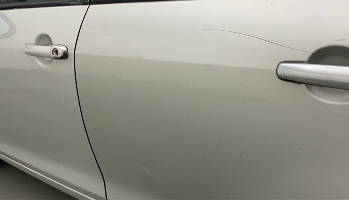 2012 Maruti Swift LXI, Petrol, Manual, 34,682 km, Rear left door - Slightly dented
