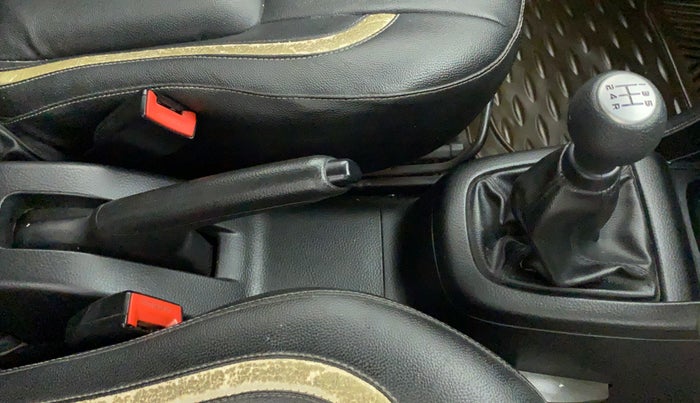 2012 Maruti Swift LXI, Petrol, Manual, 34,682 km, Gear Lever